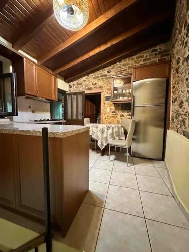 Chios Apartment | Παραδοσιακή διωροφη οικία