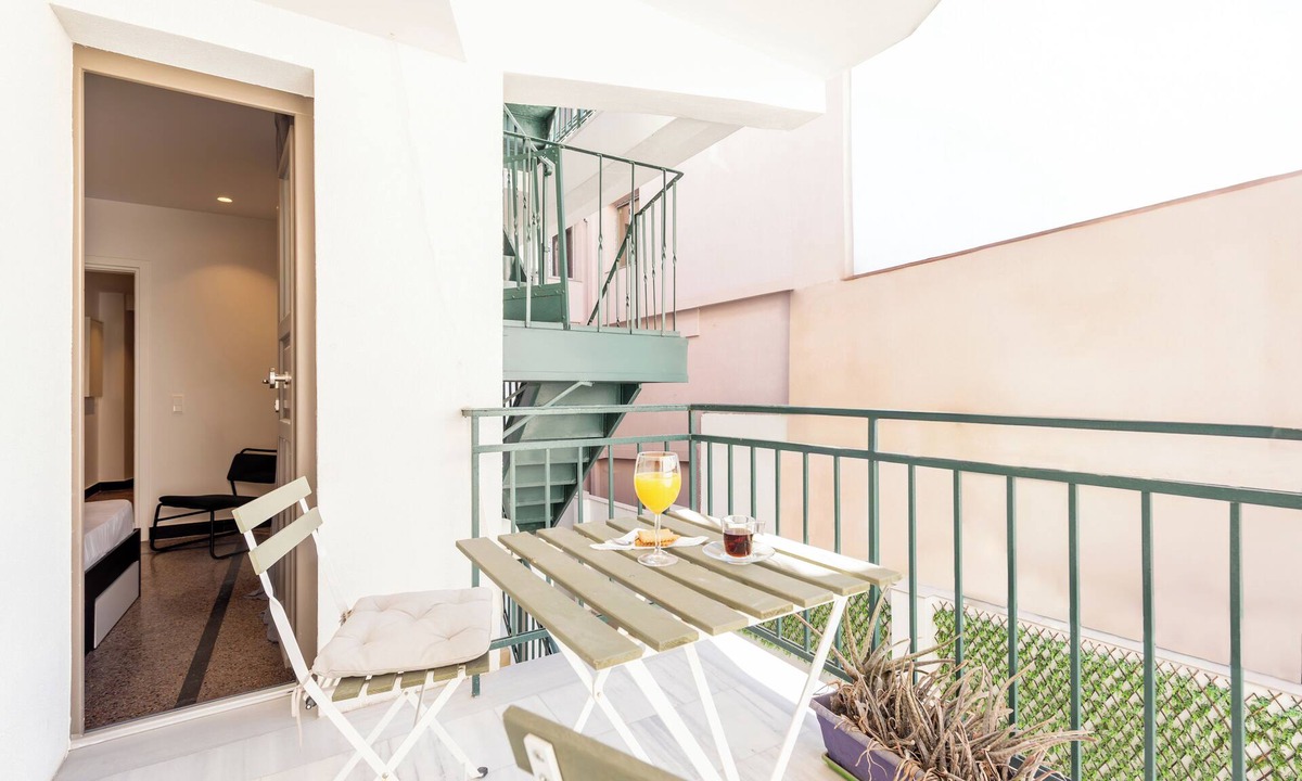 Plaka Apartment | 1 bed apt in the heart of Plaka