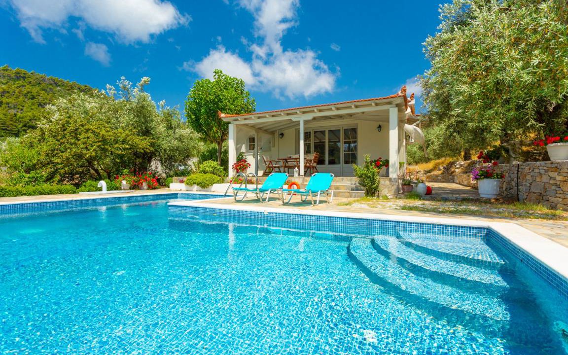 Votsi Villa | 100 m² Villa ∙ 1 bedroom ∙ 2 guests