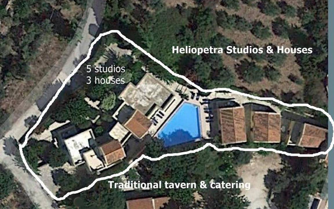 Douliana Apartment | 1000 m² Apartment ∙ 11 bedrooms ∙ 21 guests
