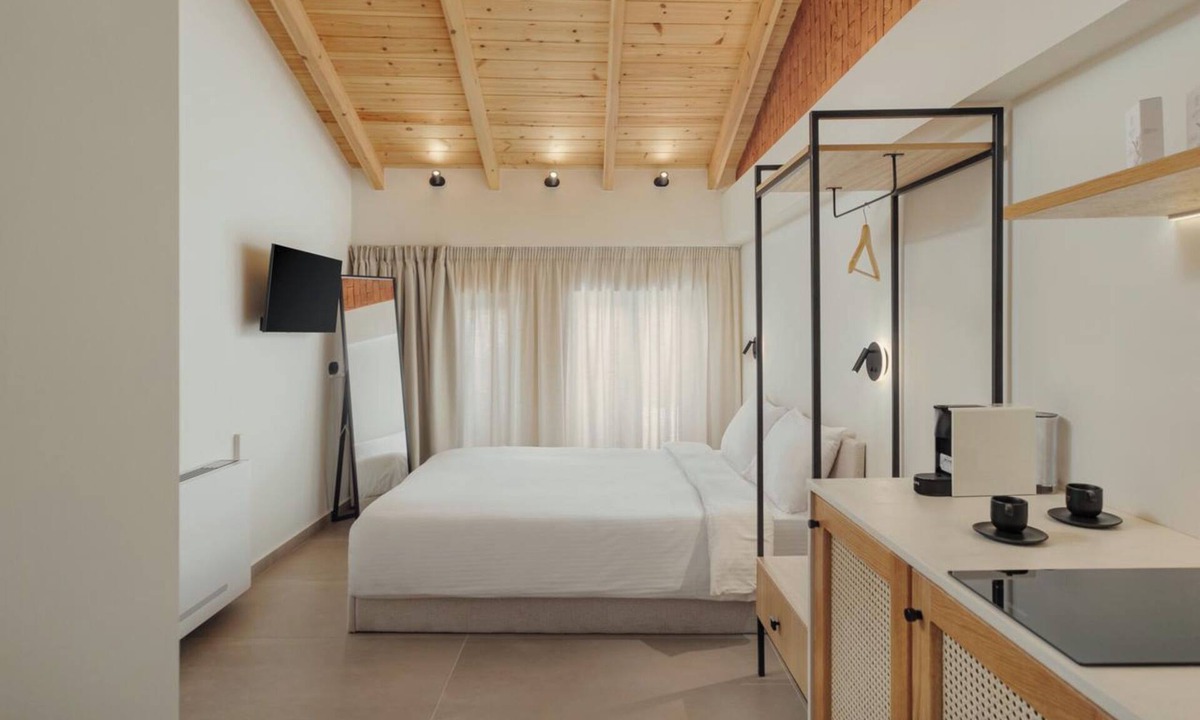 Ioannina Town Centre House | 12 Pyles Living History