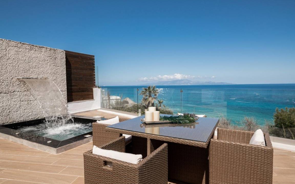 Neromilos Villa | 125 m² Villa ∙ 3 bedrooms ∙ 6 guests
