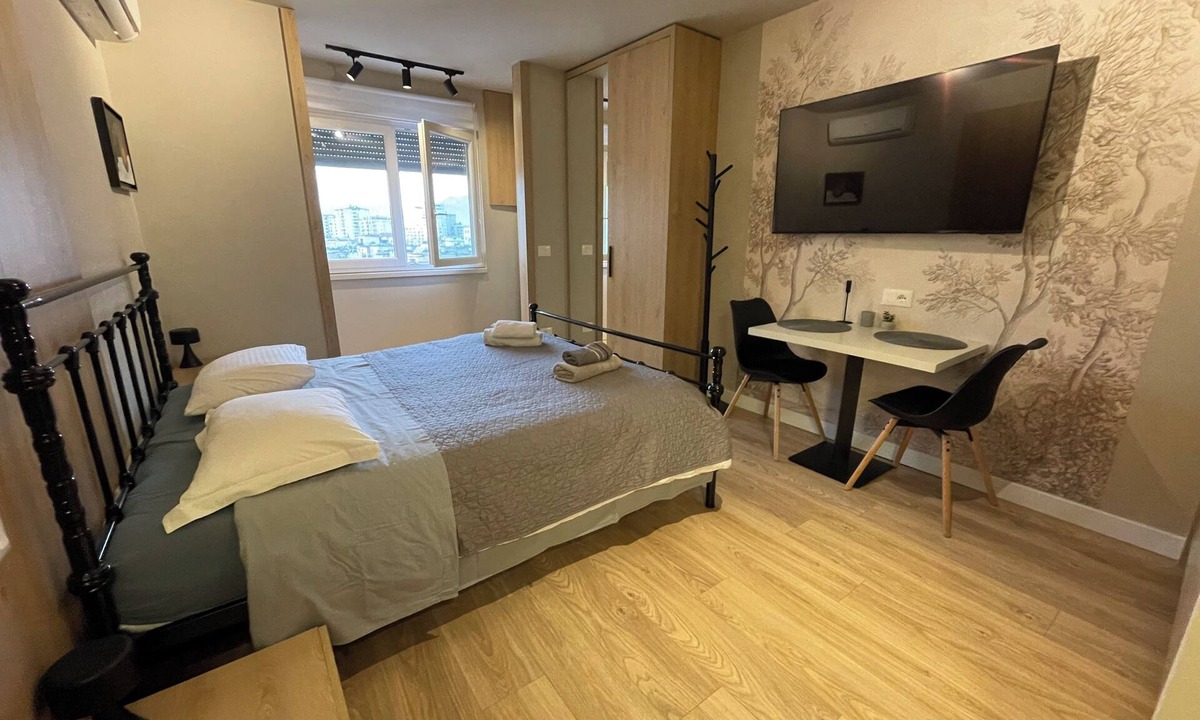 Tirana Apartment | 30 seconds to Skenderbeg Square Chic 1-Studio Apartment