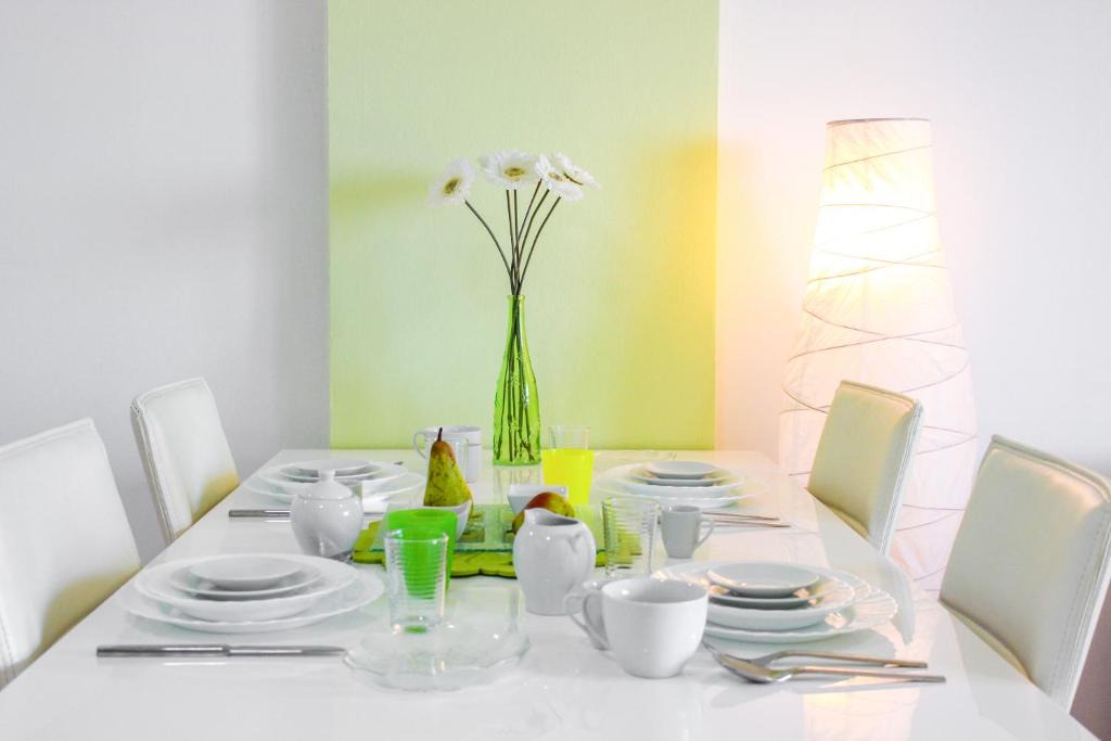 Shkembi i Kavajes Apartment | 320 Apartment Dielli