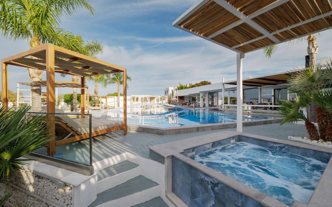 Anissaras House | 320 m² House ∙ 4 bedrooms ∙ 10 guests