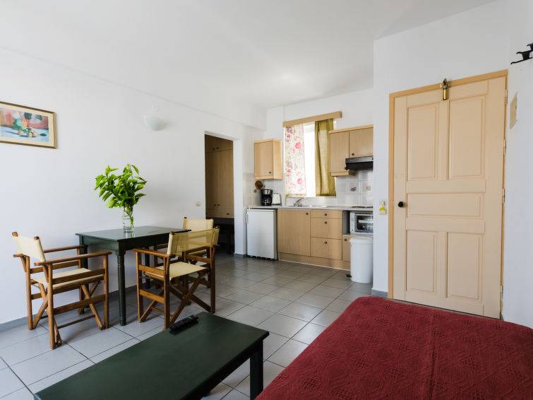 Hersonissos Centre Apartment | 40 m² Apartment ∙ 1 bedroom ∙ 3 guests