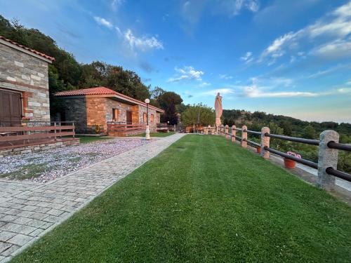 Myki House | 916 Mountain Resort