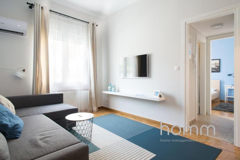 Makrigianni Apartment | Acropolis cozy blue flat