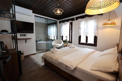 Berat Hotel | Ador Boutique Hotel