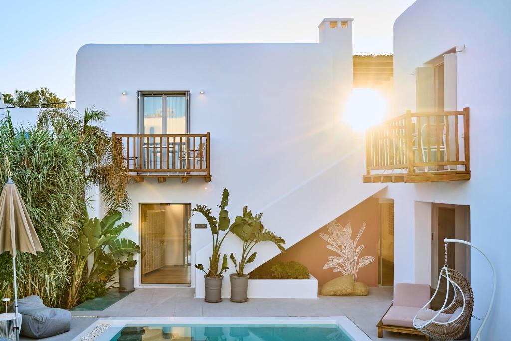 Ornos Hotel | Adorno Beach Hotel and Suites