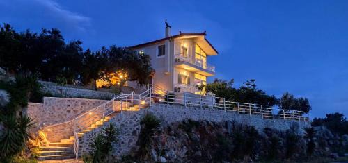 Kardamyli House | Adriana's House