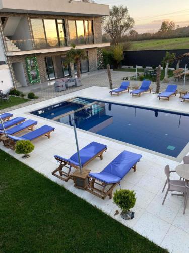 Rrushkull Apartment | Adrians villa