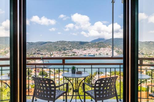 Skopelos Town Hotel | Aegeon Hotel