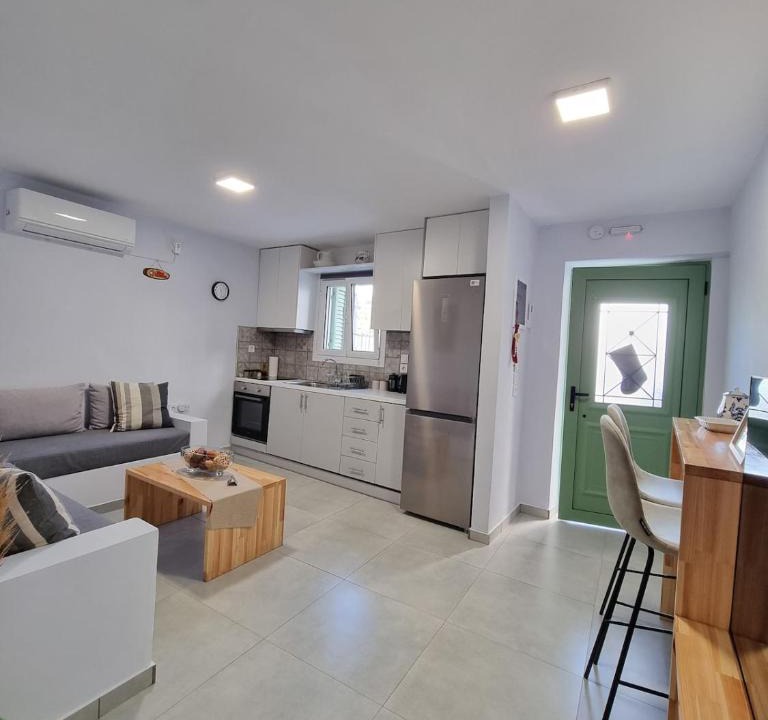 Galaxidi Apartment | Aeolus Apartment I