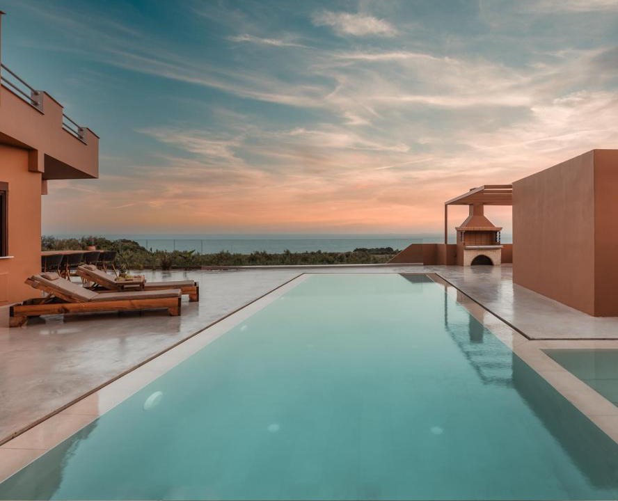 Ierapetra Villa | Aerope Sea view Villa with Private Pool & 5 Bedrooms