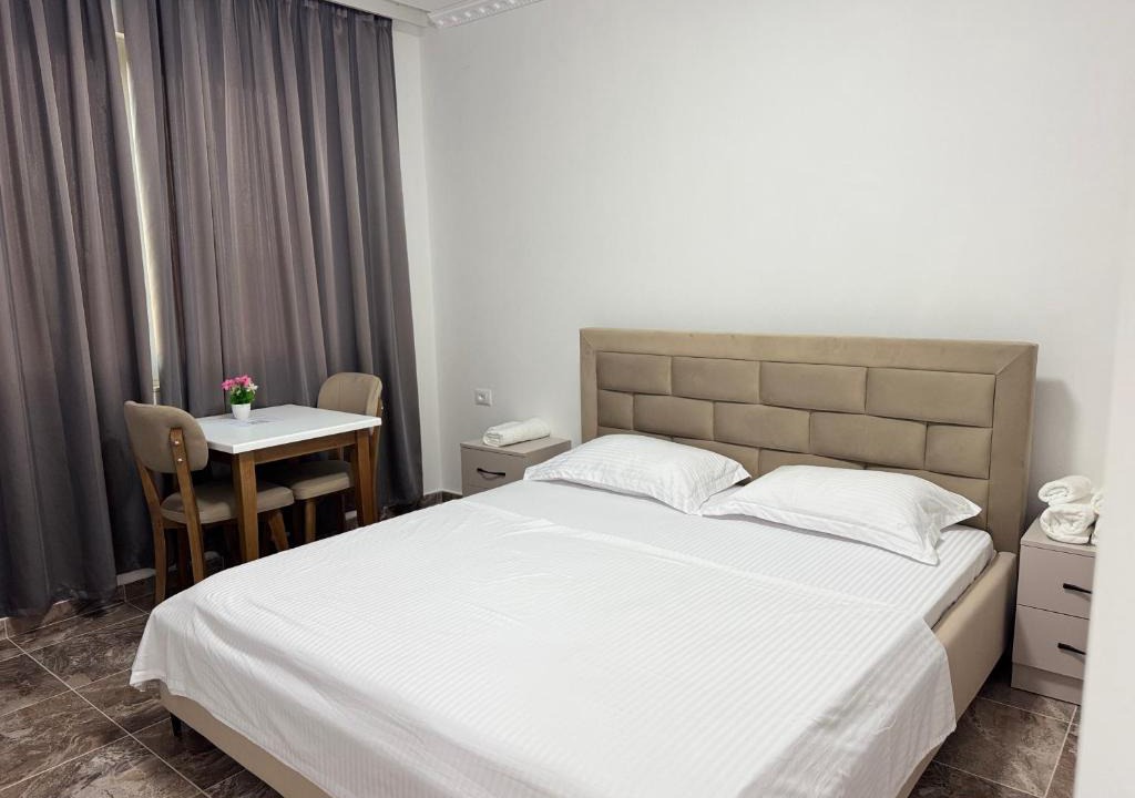 Preze Hotel | Aerostay hotel 5min from Airport