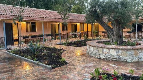 Albanian Riviera House | Agrotourism Isak