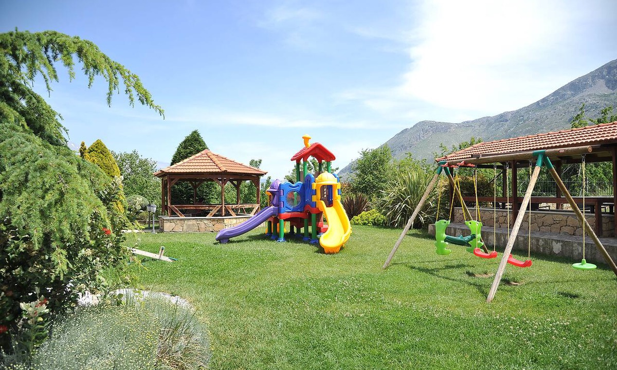 Gerakari Hotel | Alexander Mountain Resort