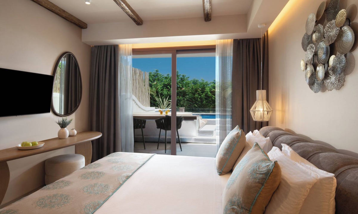 Chrisi Ammoudia Hotel | Alexandra Golden Boutique Hotel