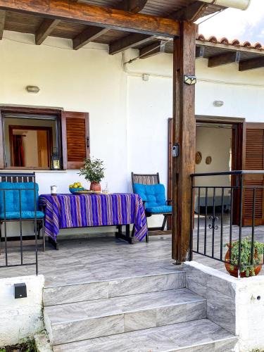 Vasilopoulo House | Alkis Olive Grove Cottage