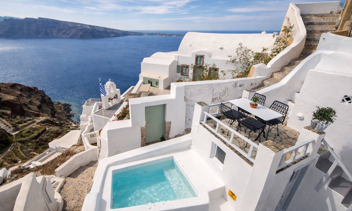 Oia Villa | Ambi Villas Santorini