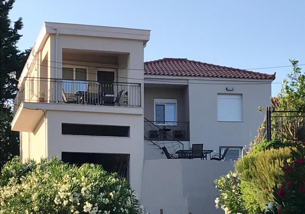 Messaia House | Amfithea Guest House