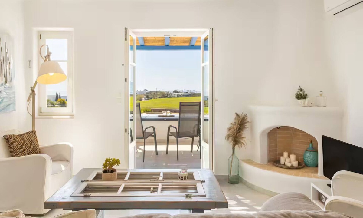 Ampelas House | Ampelas | 3BR Cycladic House | White Heaven Apt4