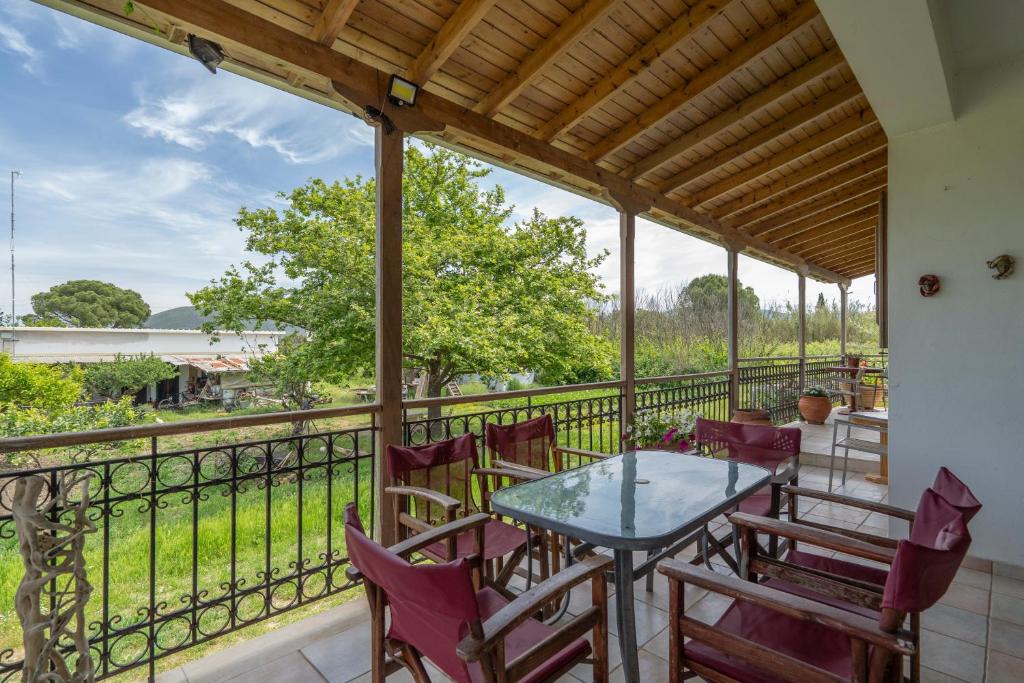 Kalligoni House | An Authentic Greek House
