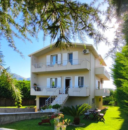 Orikum House | Ana's House