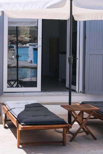 Psathi Apartment | Anastasia Kimolos