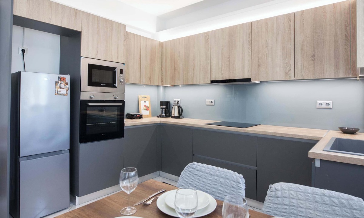 Dafni-Ymittos Apartment | Andri's Luxury suite