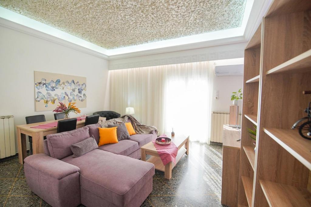 Keratsini-Drapetsona Apartment | Angeliki's Cozy Apartment Piraeus Port, Greece