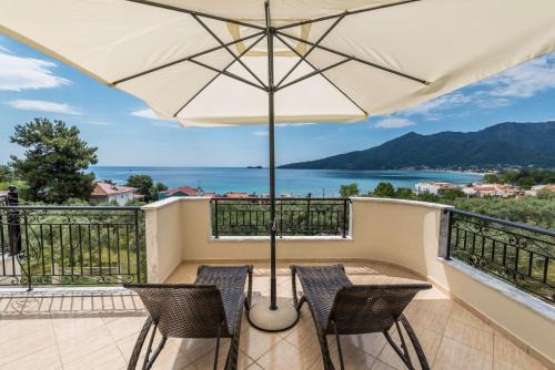 Chrisi Ammoudia Apartment | Anna Apartments
