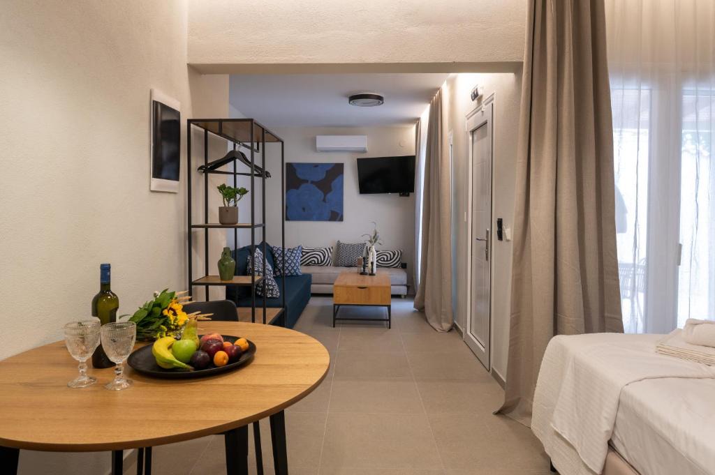 Topeiros Apartment | Annasa Suites 2