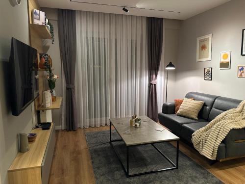 Kolovicë Apartment | Aparte - Tophane 2