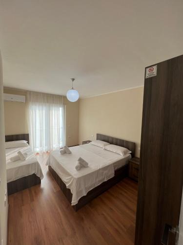Shengjin Apartment | Aparthotel Rana Hedhun