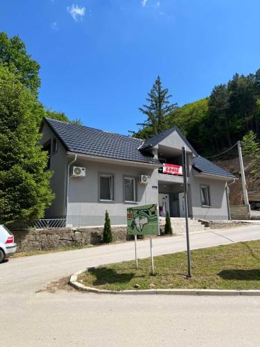 Dumnicë e Poshtme Apartment | Apartmani Ćosić - Kuršumlijska banja