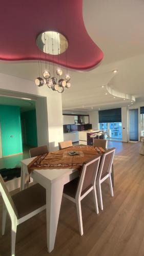 Shkembi i Kavajes Apartment | Apartment