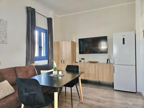 Milatos Beach Apartment | Apartment Madlen no 2 with Mountain and Sea Views