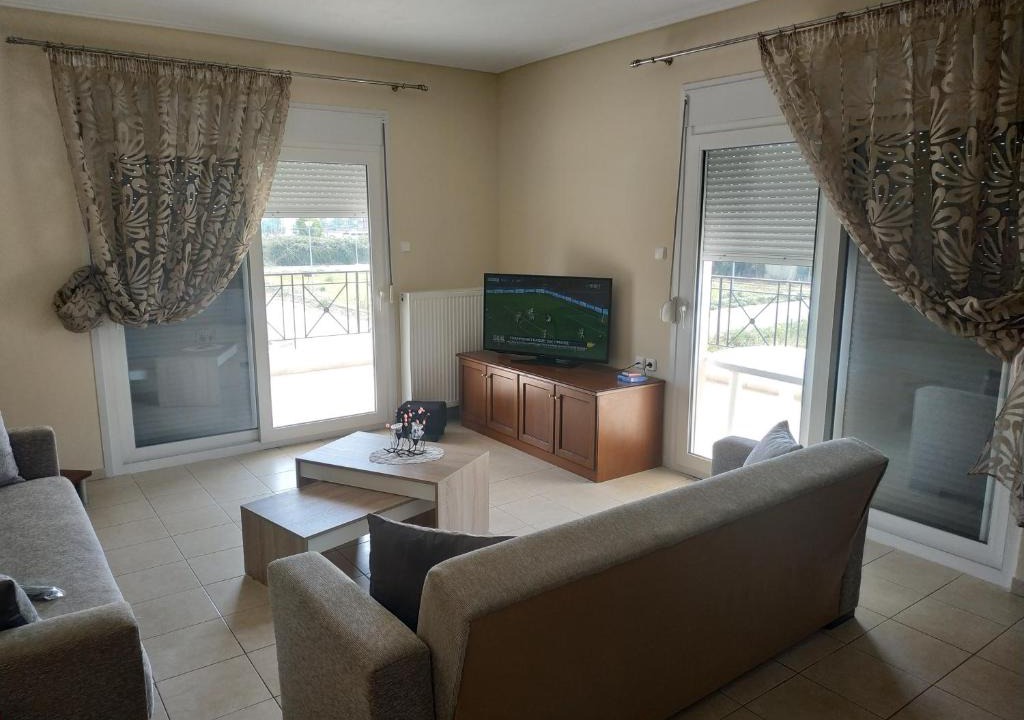 Nea Anchialos Apartment | Apartment Next to Coast