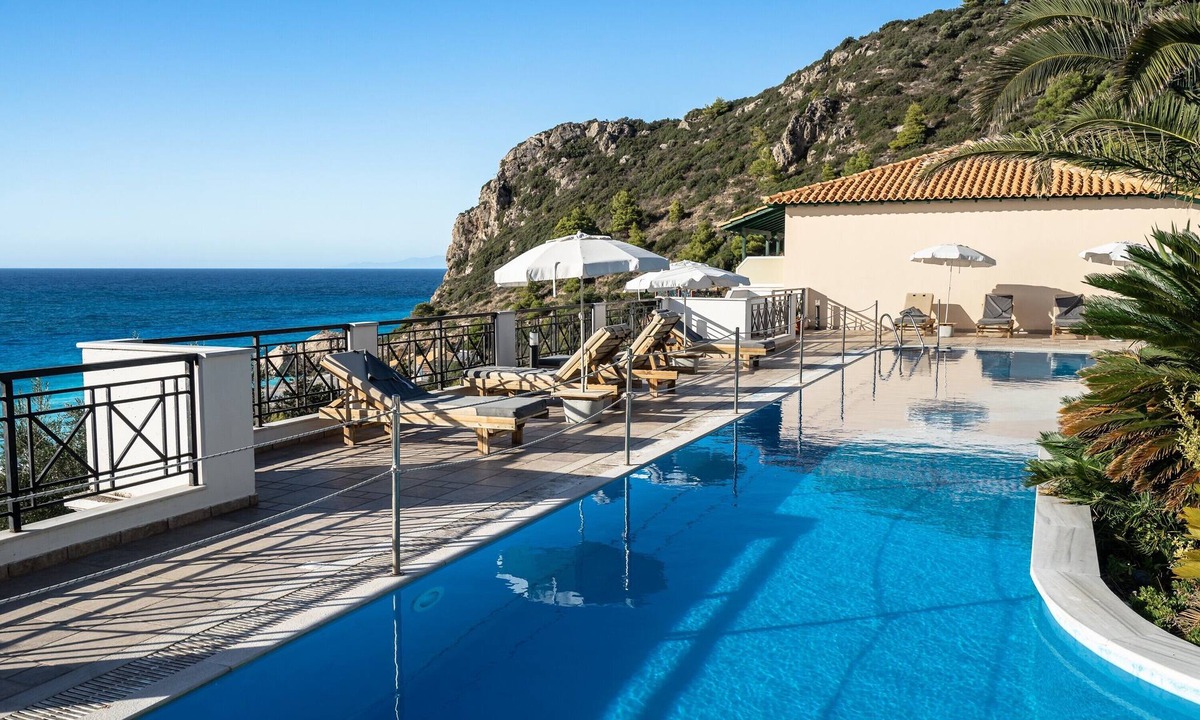 Agios Nikitas Apartment | Apartment 'Sunset Premium Studio B' with Sea View, Shared Pool & Wi-Fi