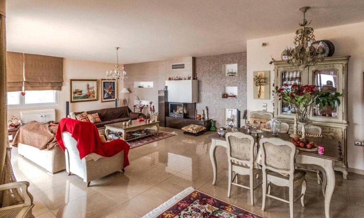Neraida Apartment | Apartment 'Villa Neraida - Panoramic Lake View' with Lake View, Wi-Fi and Air Conditioning