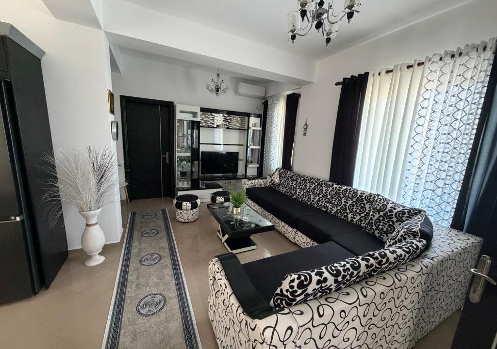 Qafe e Gjashtes Apartment | Apartments by Estia