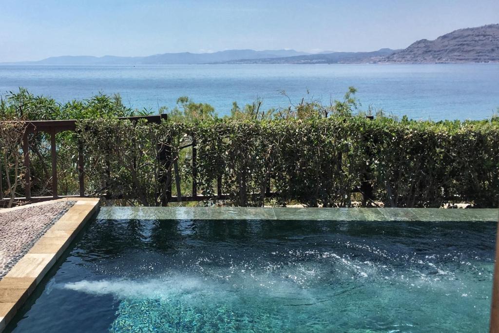 Pefkos Villa | Aquavisionaire Beach Front Villa