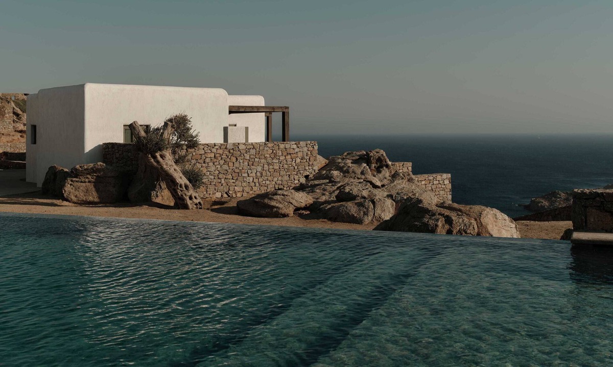 Plintri Hotel | Armacaas Mykonos Hotel