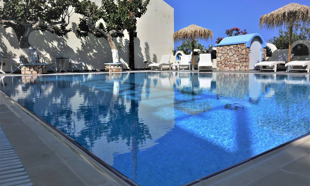 Kamari Hotel | Artemis Hotel