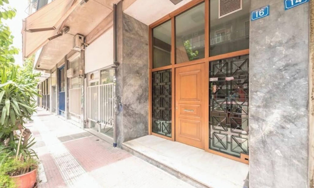 Omonia Apartment | Athens Spacious Penthouse - City Center & Metro