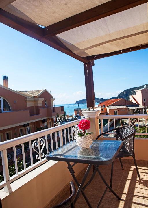 Agios Georgios Pagon Apartment | Athina studios and apartments
