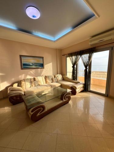 Shkembi i Kavajes Apartment | Beach View Apartment