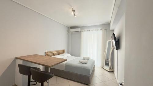 Anatolikos Sinikismos Apartment | Beachside Nook